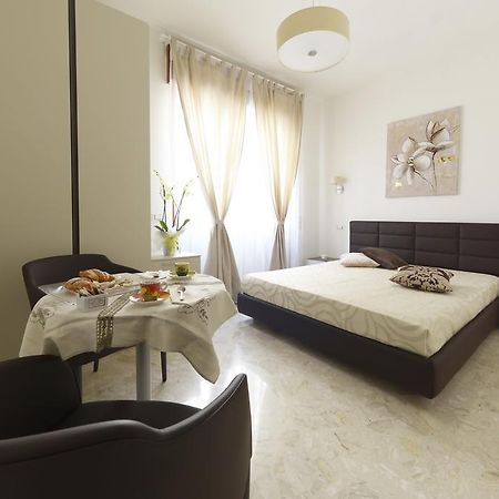 B&B La Vie En Rose Salerno Kamer foto