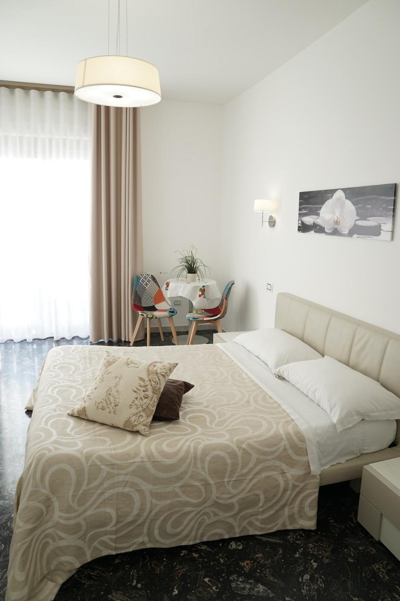 B&B La Vie En Rose Salerno Buitenkant foto